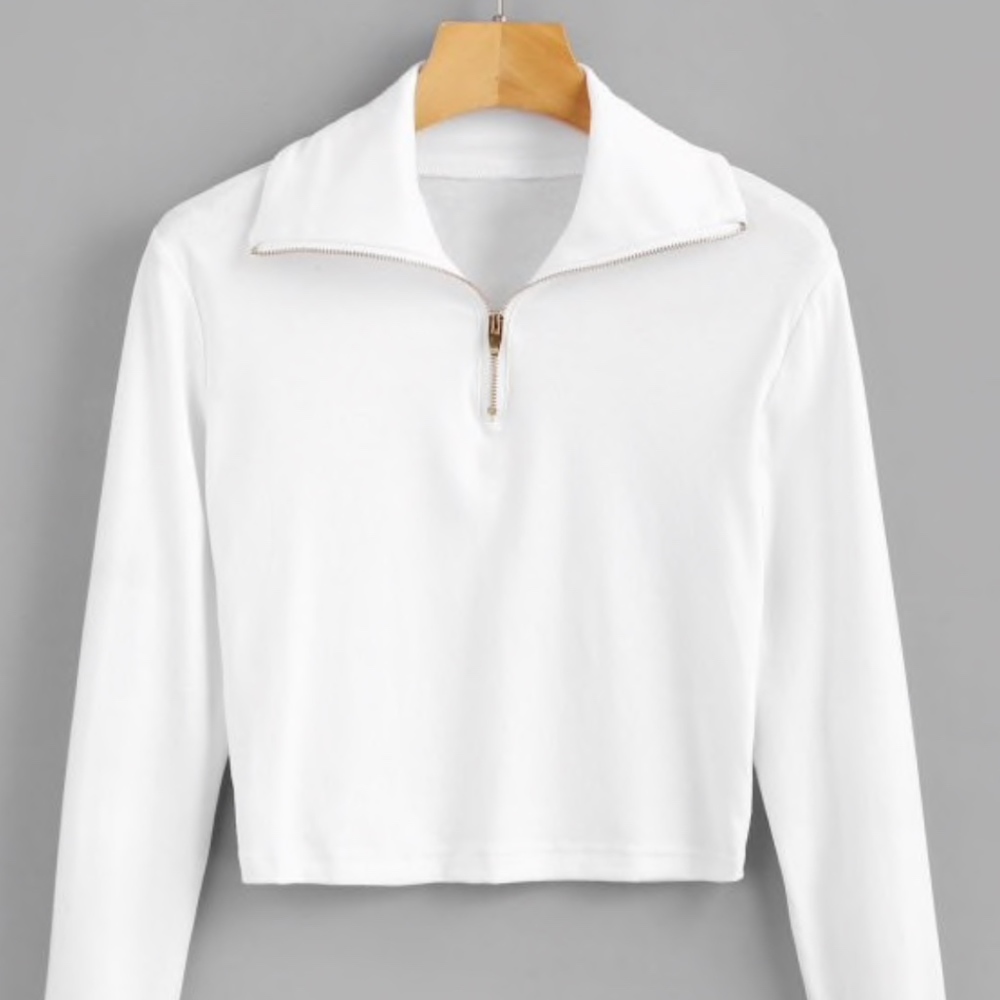 Long Sleeve Quarter Zip Cropped Tee